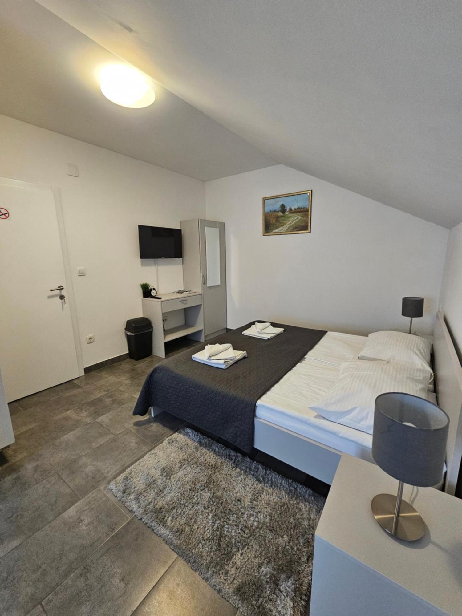 Filipovic Rent A Car & Apartments Selnica Scitarjevska Esterno foto